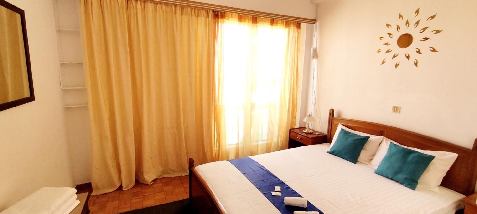 Cozy Room In Quiet Neighbourhood Atina Oda fotoğraf